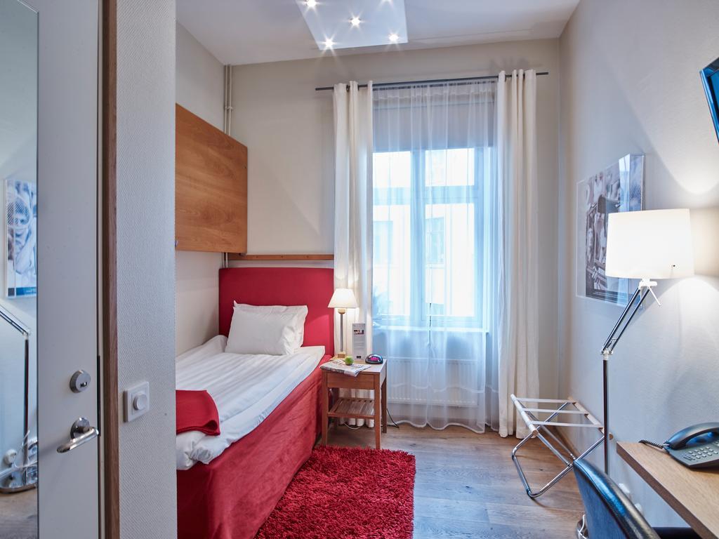 Hotell Stadsparken Χέλσινγκμποργκ Δωμάτιο φωτογραφία