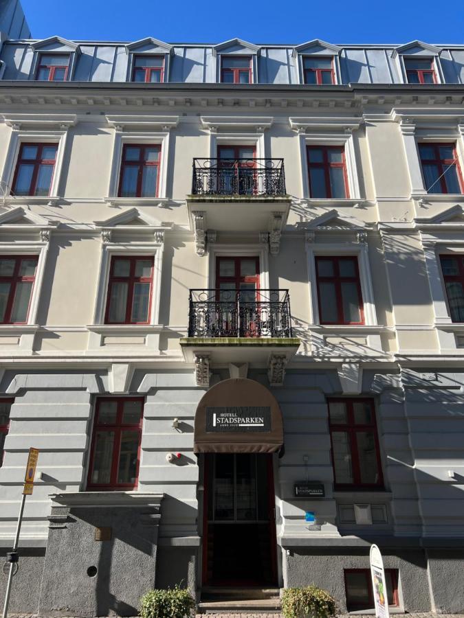 Hotell Stadsparken Χέλσινγκμποργκ Εξωτερικό φωτογραφία