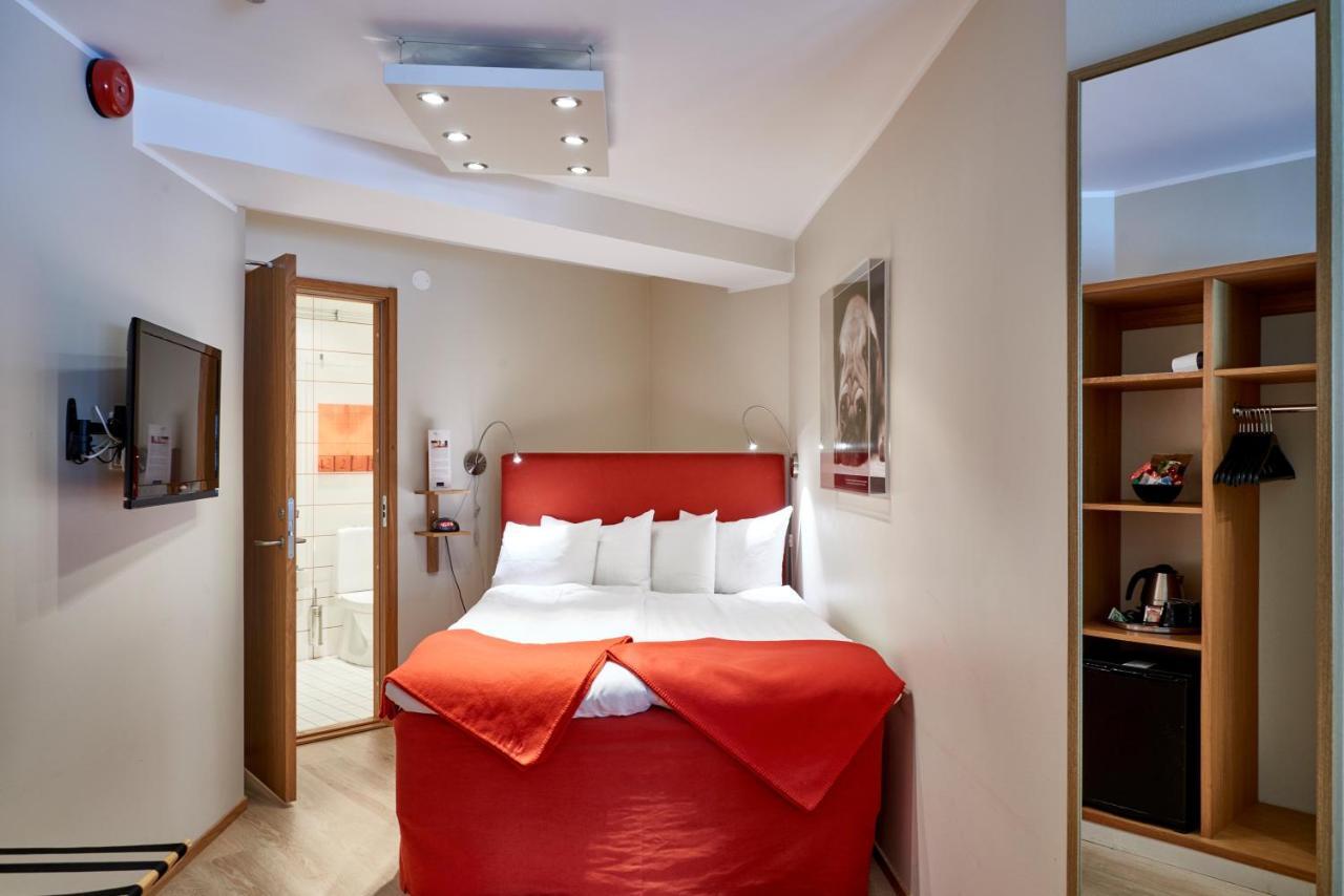 Hotell Stadsparken Χέλσινγκμποργκ Εξωτερικό φωτογραφία